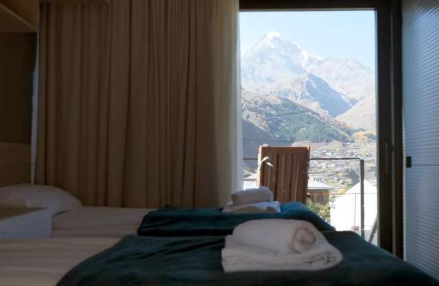 Лоджи Landscapes Hotel Степанцминда-34